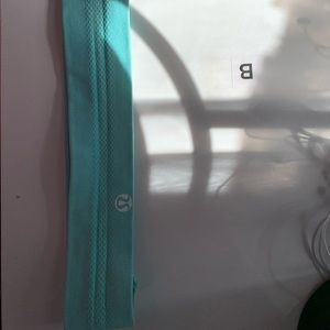 Lululemon grip headband